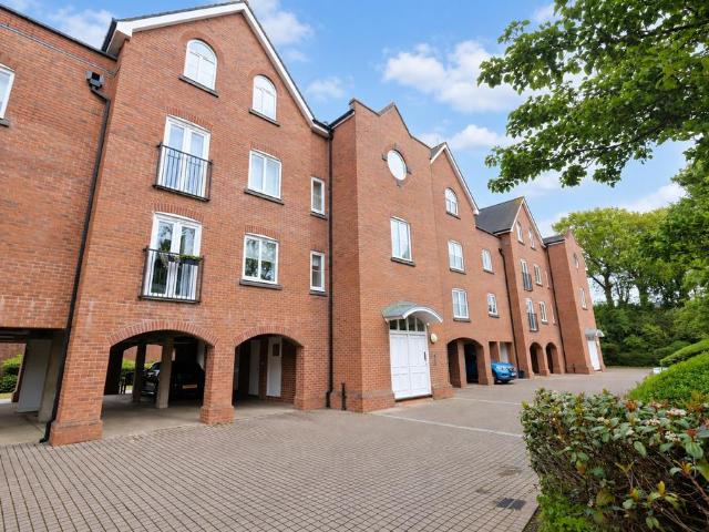 Flat for sale in Ashurst Bridge, Hampshire