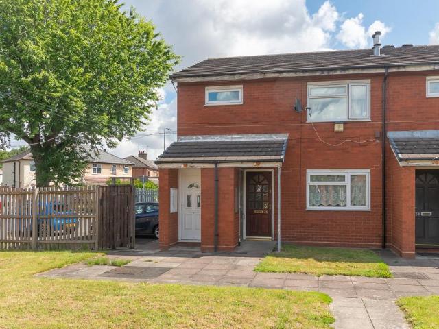 Flat for sale in Dudley Port, Tipton