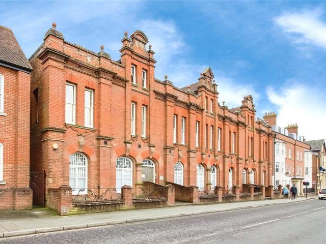 Flat for sale in St. Mildred's, The Bridge