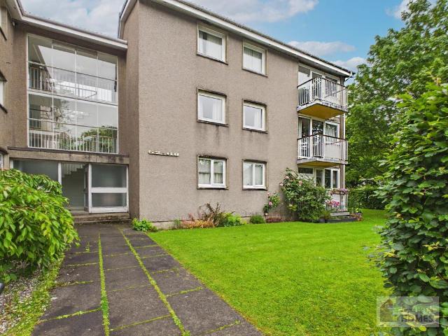 Flat for sale in East Mains, Barassie