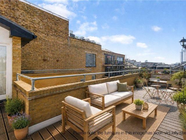 Flat for sale in Bermondsey, Greater London