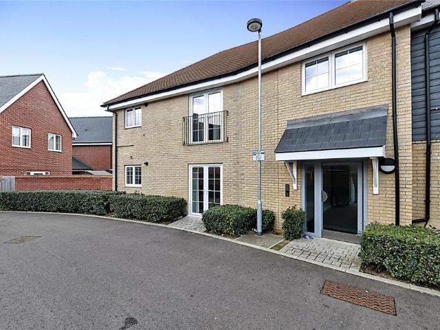 Flat for sale in Chelmsford, Essex