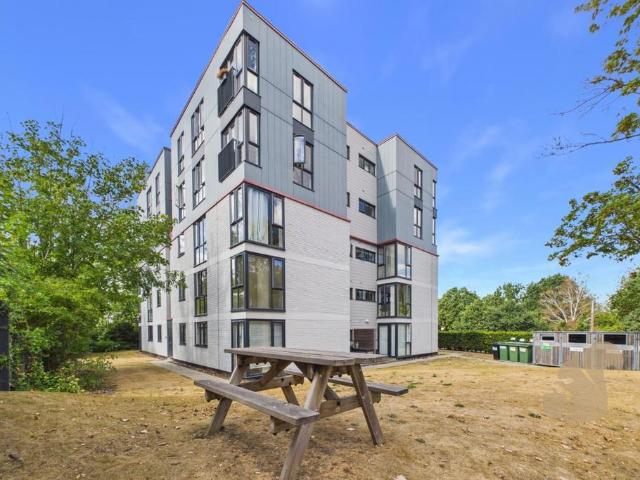 Flat for sale in Berechurch, Colchester
