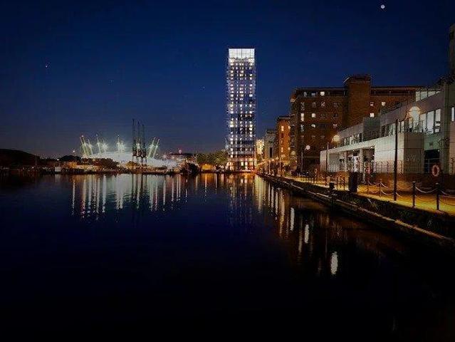 Flat for sale in Isle Of Dogs, Isle Of Man