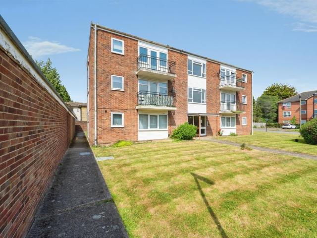 Flat for sale in Freemantle, Isle Of Man