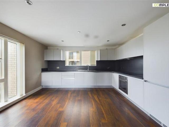 Flat for sale in City Centre, Georgia