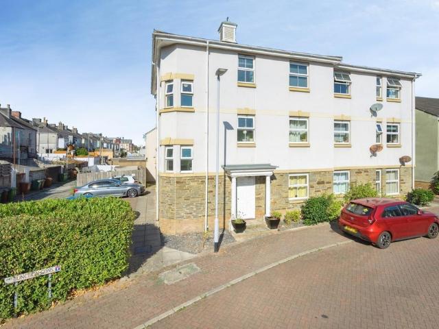 Flat for sale in St.Judes, Mount Wise
