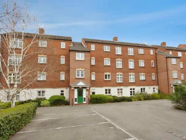 Flat for sale in Abbey Park, Barton In Fabis