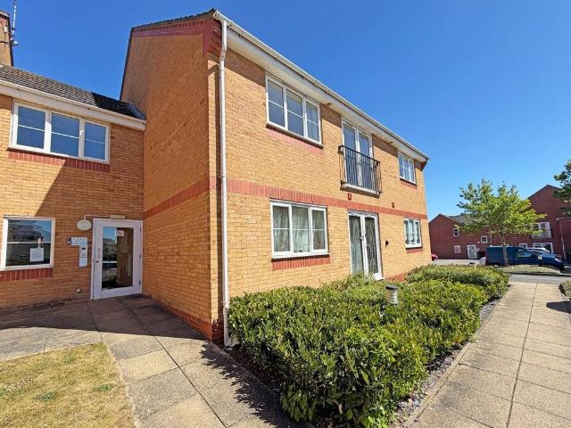 Flat for sale in Hampton Hargate, Peterborough