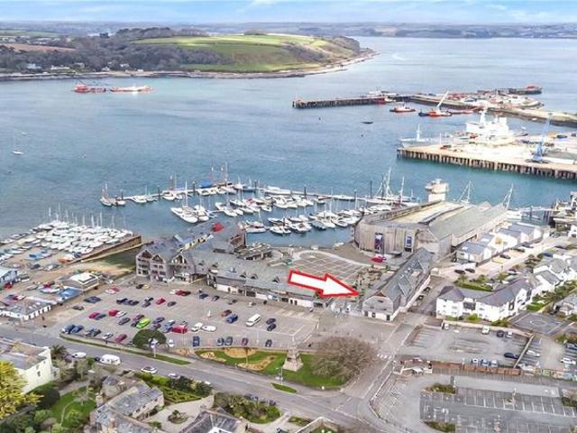 Flat for sale in Falmouth, Cornwall