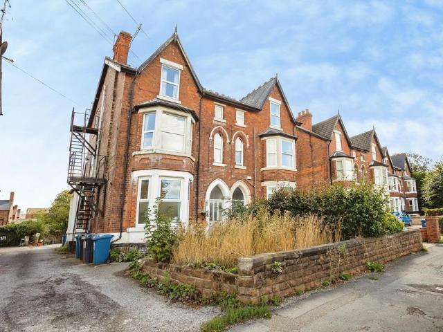 Flat for sale in Barton In Fabis, East Midlands