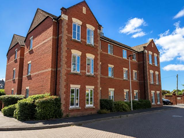 Flat for sale in Budleigh Salterton, Budlake