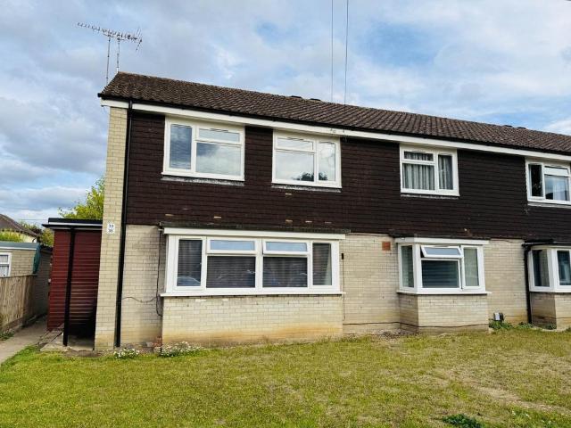 Flat for sale in Cholsey Village, South Oxfordshire