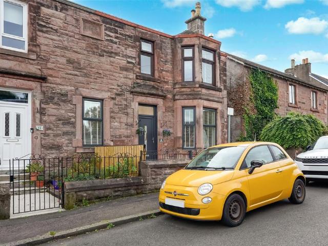 Flat for sale in Alloa, Scotland