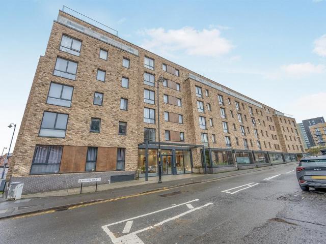 Flat for sale in Calthorpe Fields, West Midlands