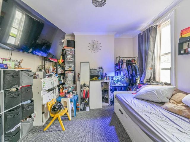 Flat for sale in London Borough of Lewisham, New Cross