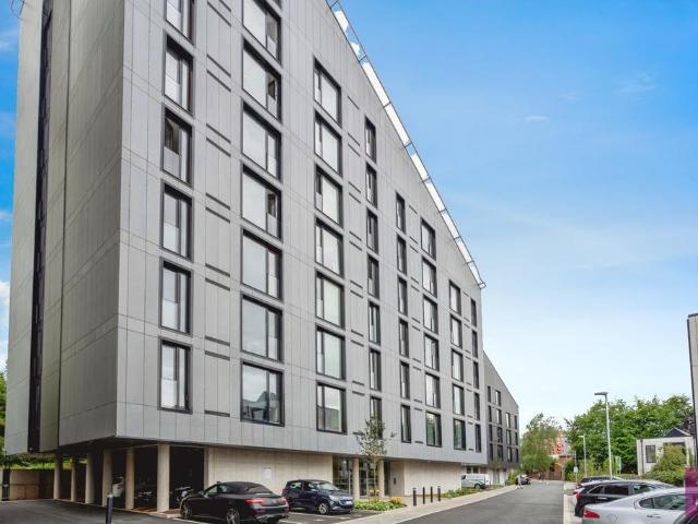 Flat for sale in Blackfriars, Salford