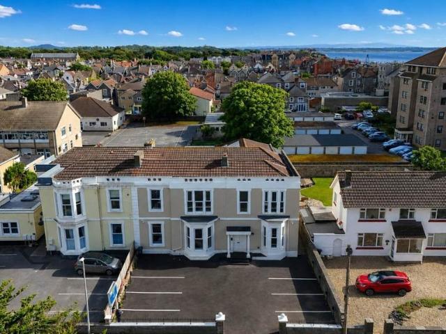 Flat for sale in Weston-super-mare, North Somerset