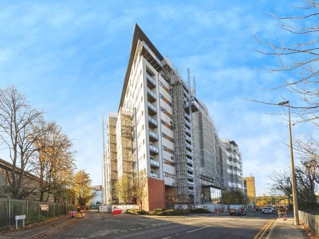 Flat for sale in Ordsall, Salford