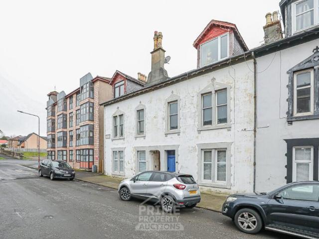 Flat for sale in Helensburgh, Scotland