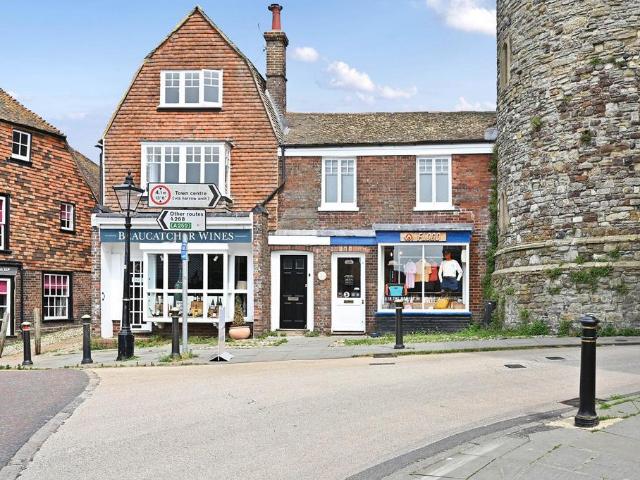 Flat for sale in Heathlands, East Sussex