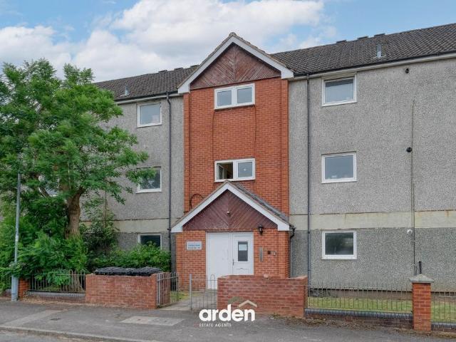 Flat for sale in Rednal, West Midlands