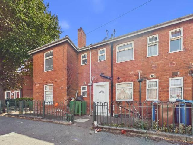 Flat for sale in Old Town, Hull