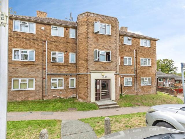 Flat for sale in Rochester