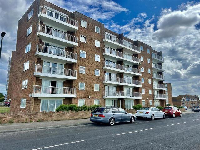 Flat for sale in Minnis Bay, Acol