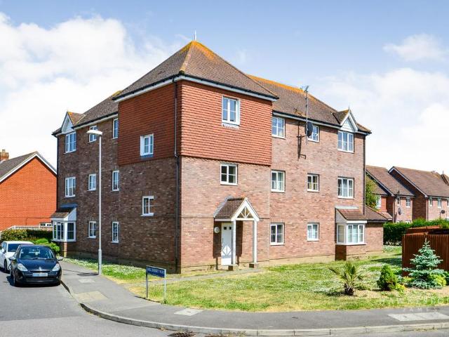 Flat for sale in Oad Street, Kent
