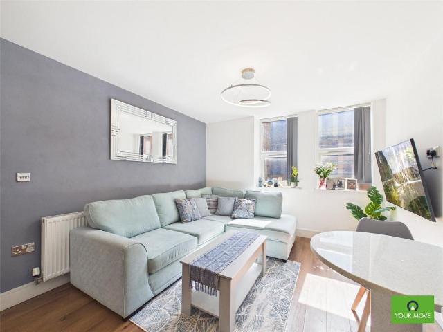 Flat for sale in Rush Green, Greater London