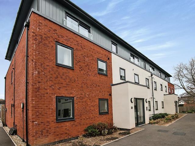 Flat for sale in Watergate, Devon