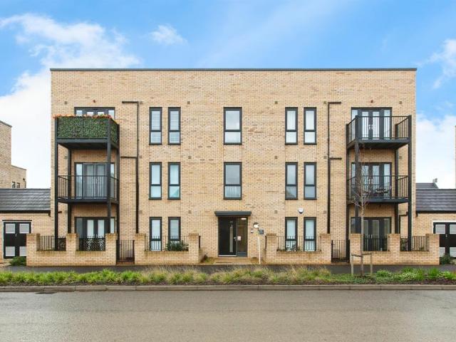 Flat for sale in Arrington, Cambridgeshire