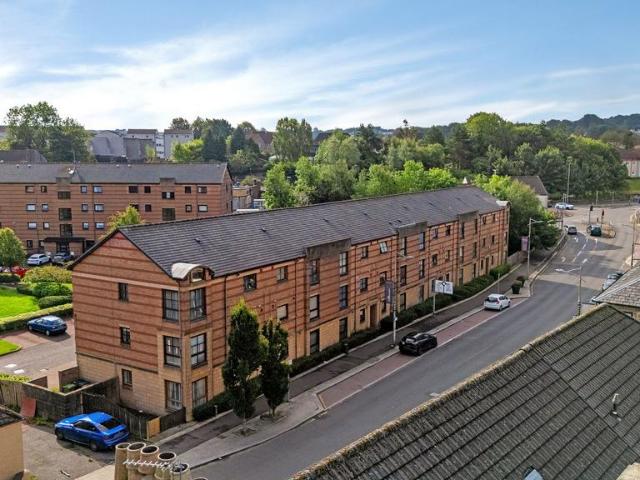 Flat for sale in Dunterlie, Barrhead