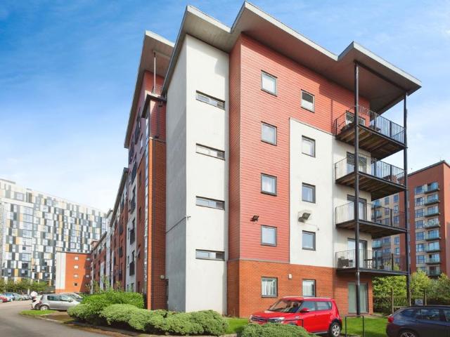 Flat for sale in Ordsall, Salford