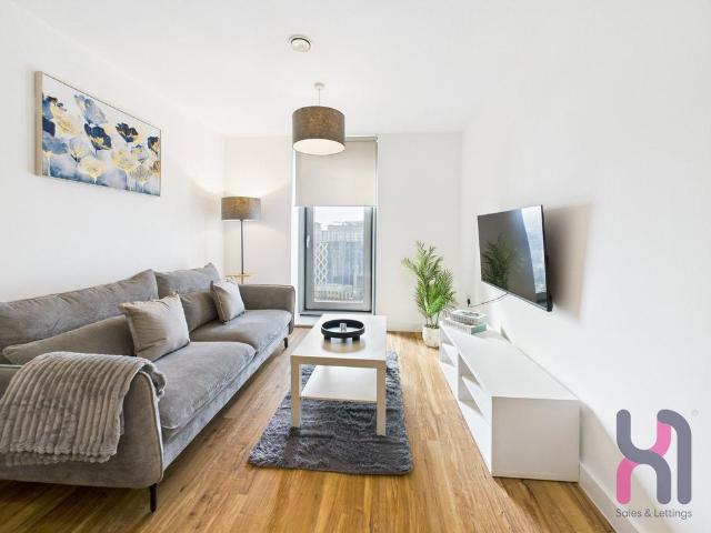 Flat for sale in Salford, Greater Manchester