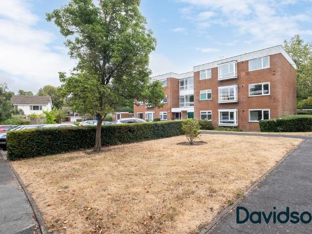 Flat for sale in Calthorpe Fields, West Midlands