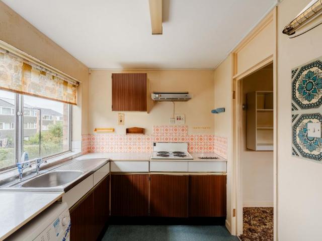 Flat for sale in Westbury on Trym, Bristol