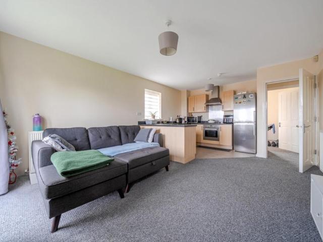 Flat for sale in Weelsby, Grimsby