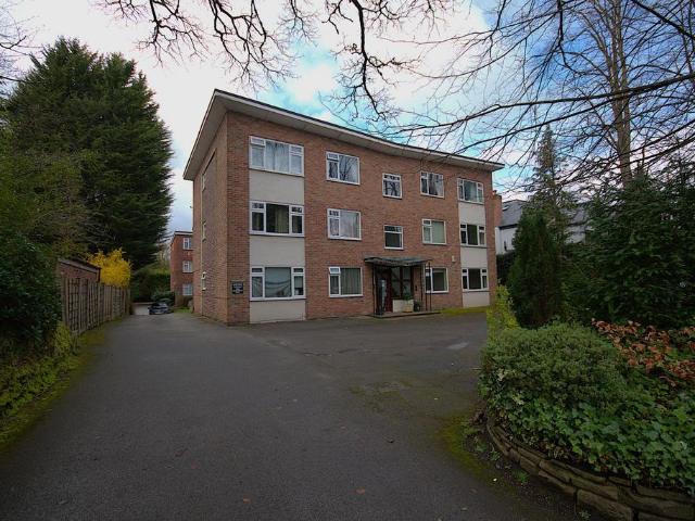 Flat for sale in Bollinbrook, Macclesfield