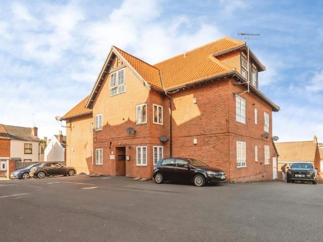Flat for sale in Carlton, Gedling
