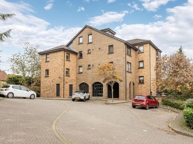 Flat for sale in Craigmarloch, Cumbernauld