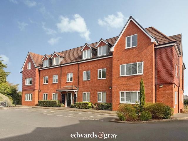 Flat for sale in Walmley, Sutton Coldfield