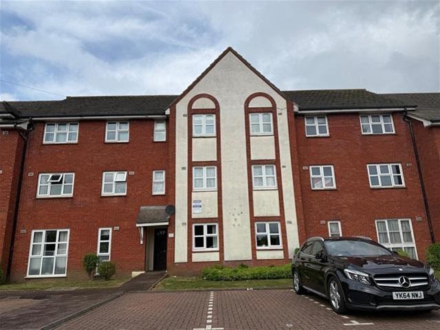Flat for sale in West Drayton, Greater London