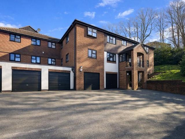Flat for sale in Little Common, Heathlands