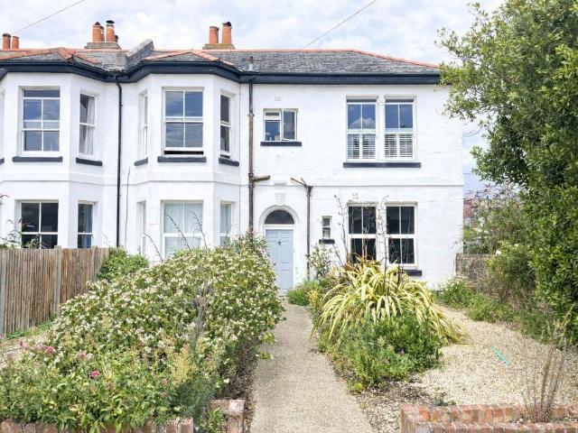 Flat for sale in Middlecroft, Hampshire