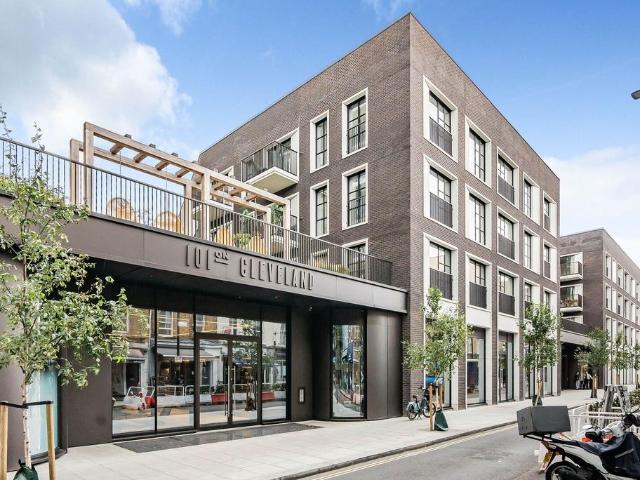 Flat for sale in Fitzrovia, Greater London