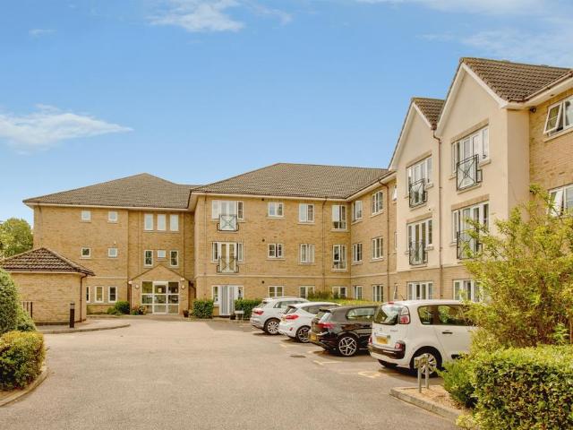 Flat for sale in Arrington, Cambridgeshire