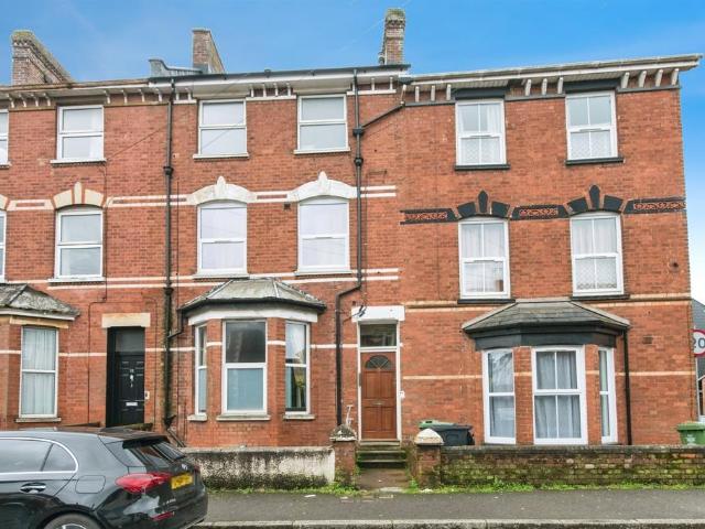 Flat for sale in Watergate, Devon