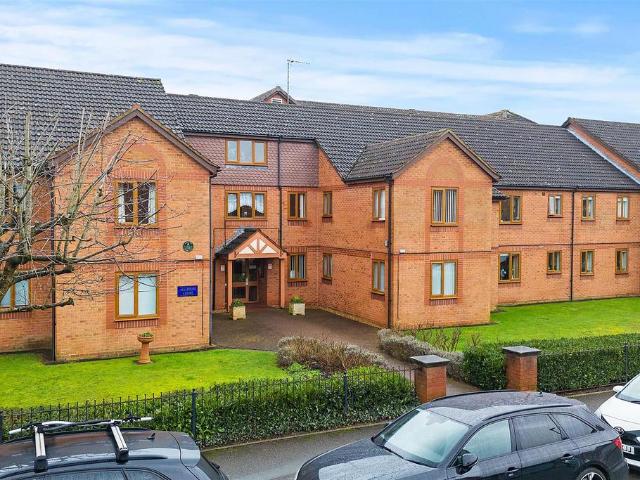 Flat for sale in West Midlands